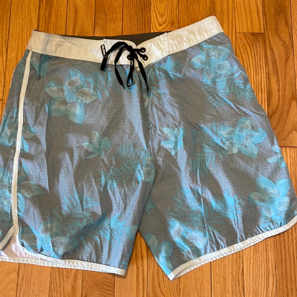 Hurley board swim shorts trunks size 30